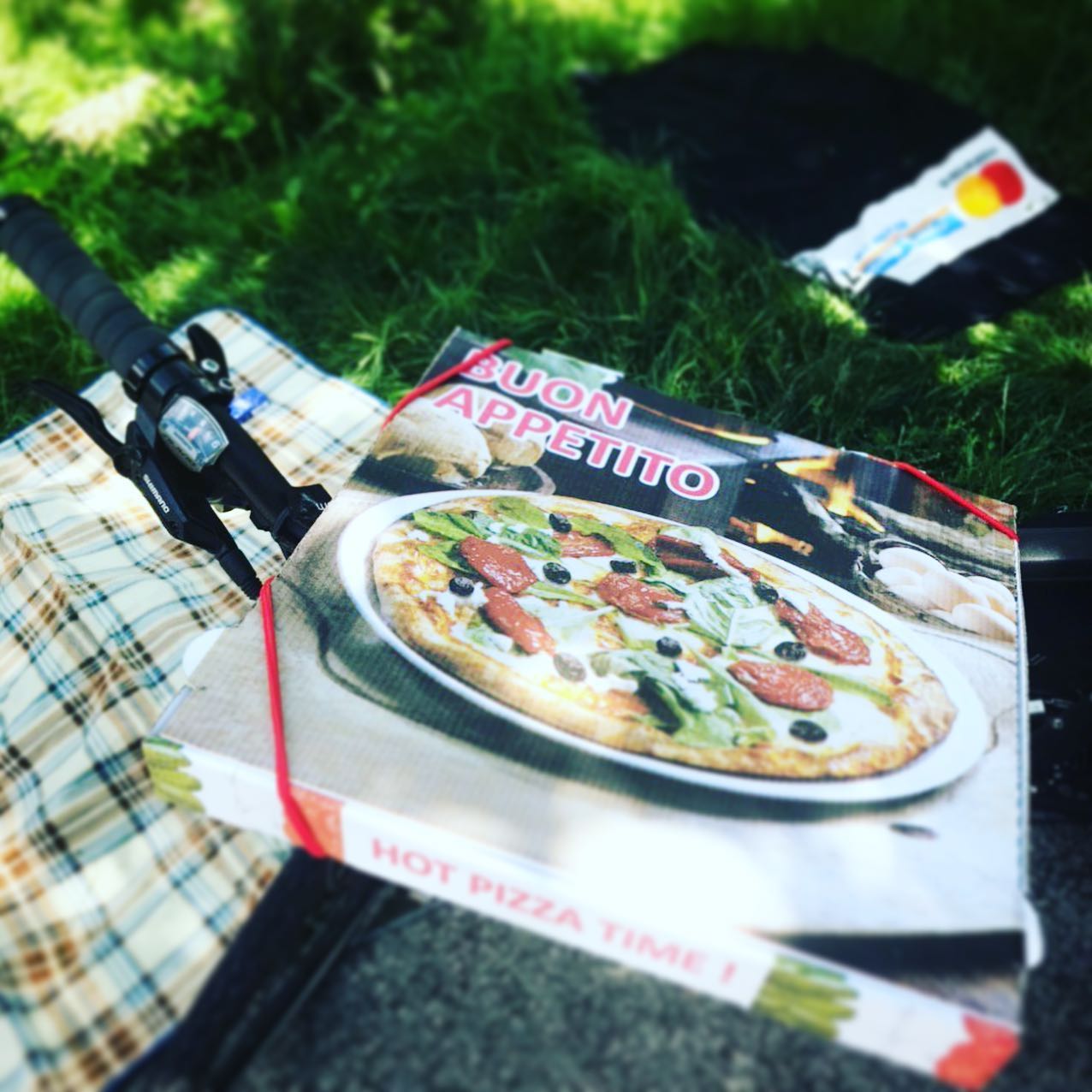 Carryyygum Pizza